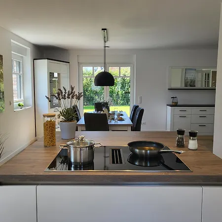 Strandlaeufer Nyaraló